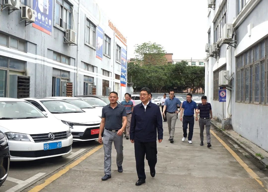 珠海市高新區(qū)書(shū)記趙適劍一行到浩寶技術(shù)調(diào)研